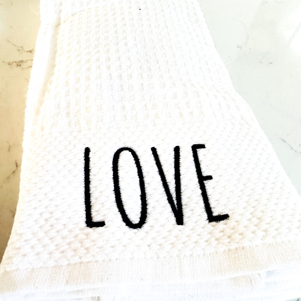 NEW Set of 4 Deborah Connolly Designs White Waffle Kitchen Towels LOVE BE KIND